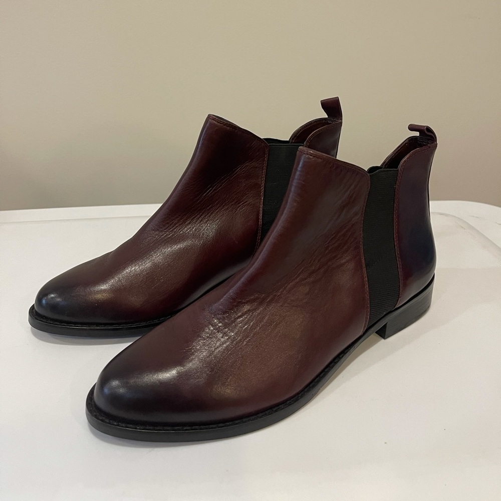 Gianni Bini Women’s Leather Booties size 9